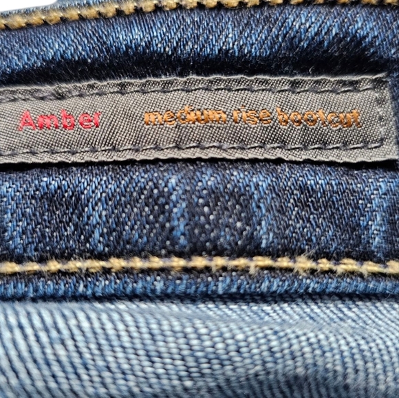 Citizens of Humanity "Amber Medium Rise Bootcut" jeans, size 27 - Picture 11 of 14
